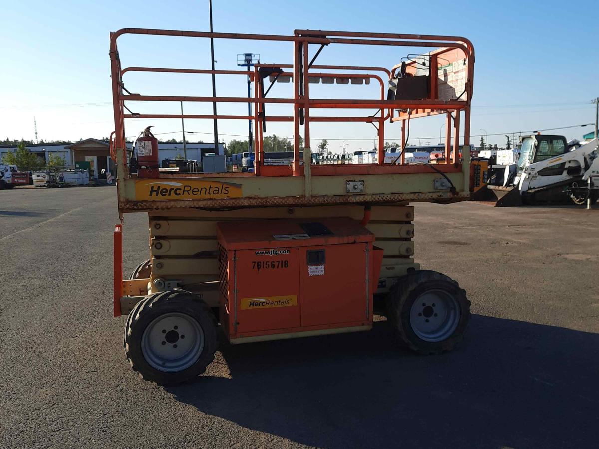 2013 JLG 260MRT