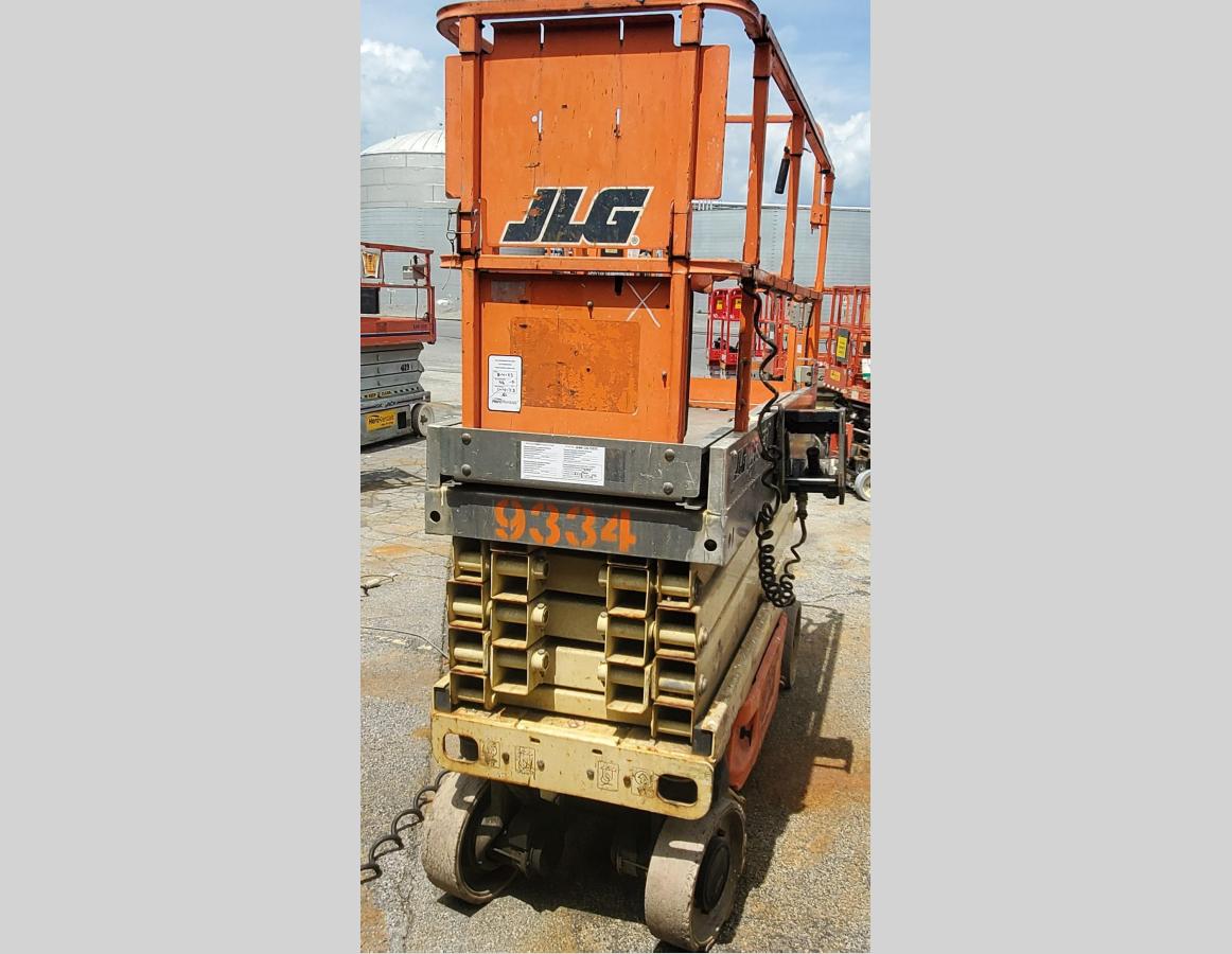 2008 JLG 2630ES