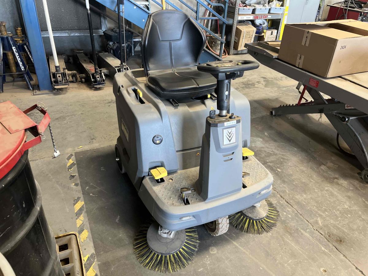 2022 Karcher KM 85/50