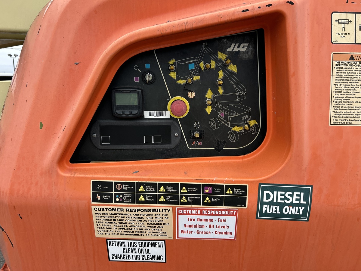 2015 JLG 450AJ-8