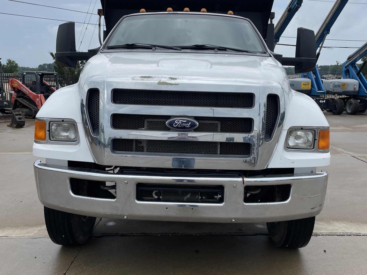 2015 Ford F650