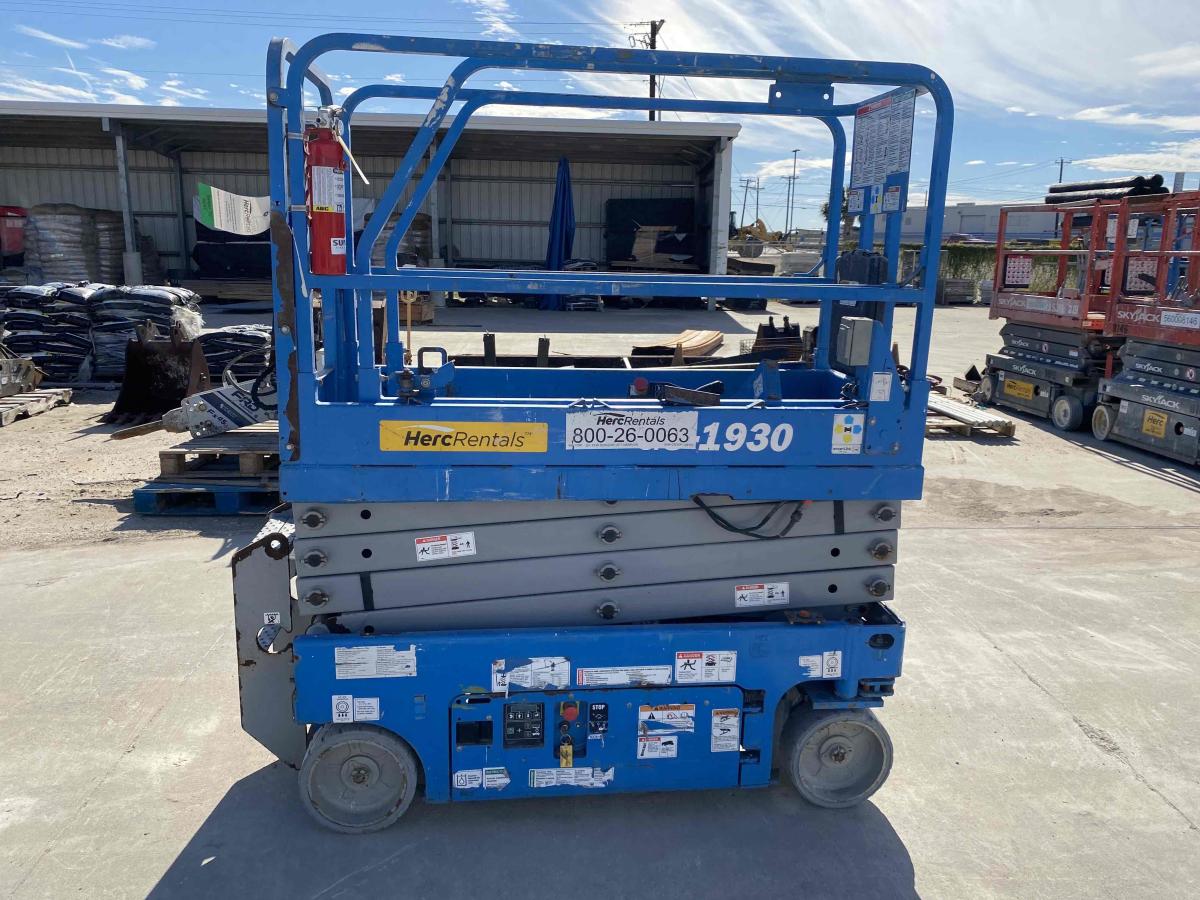 2019 Genie GS-1930