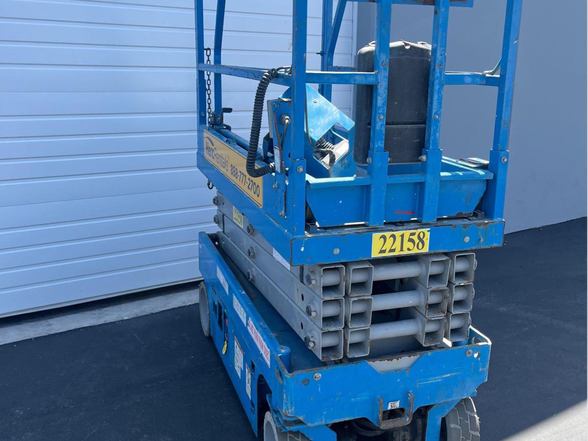 2017 Genie GS-1930-4