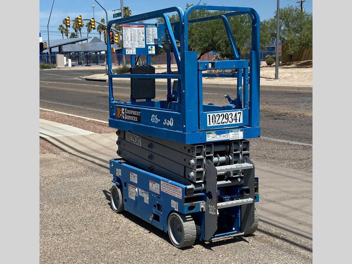 2017 Genie GS-1930