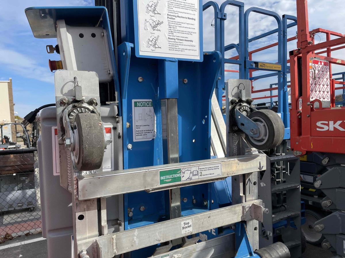 2019 Genie AWP-40S-3