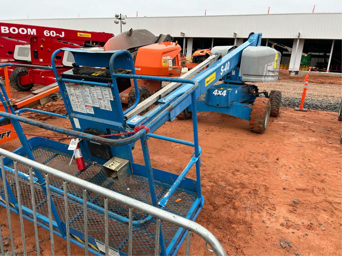 2015 Genie S-40