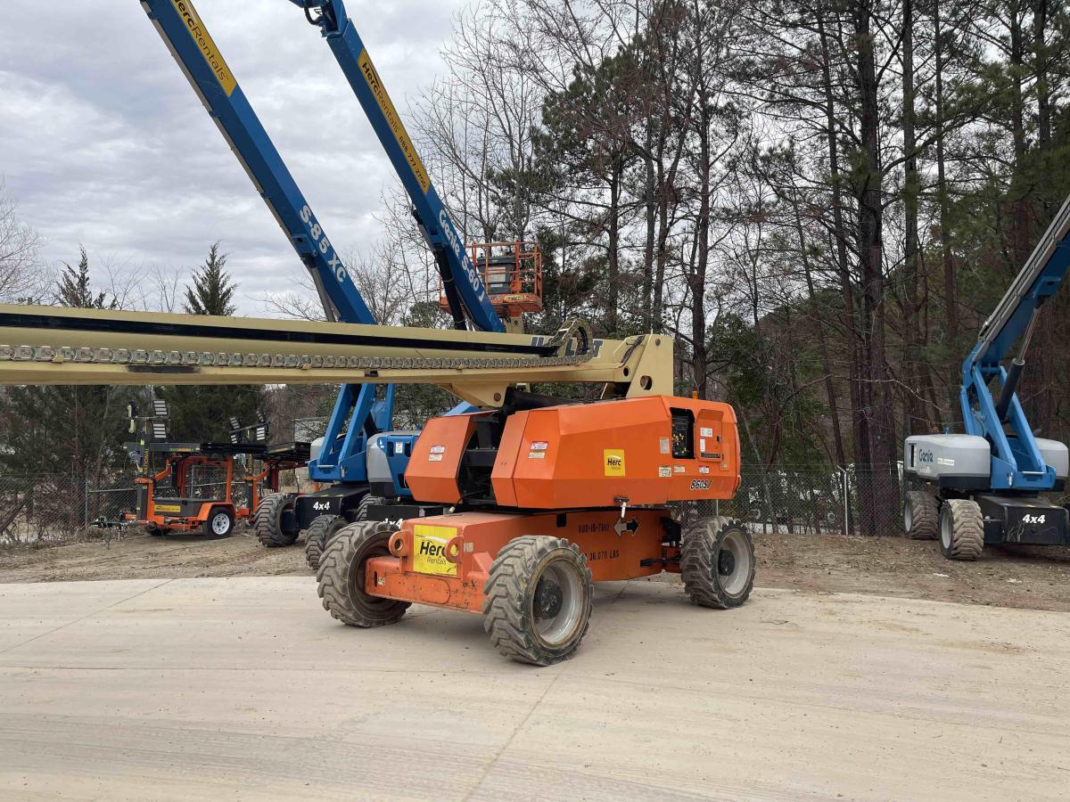2017 JLG 860SJ
