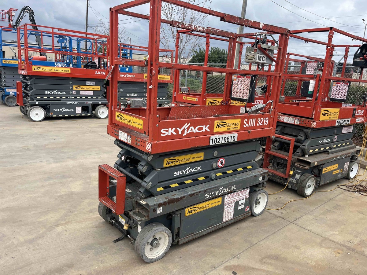 2017 Skyjack SJ3219-1