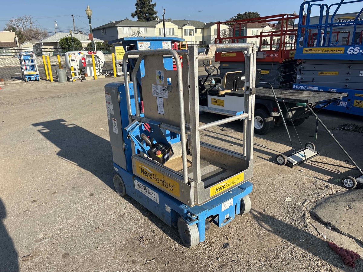 2019 Genie GR-12