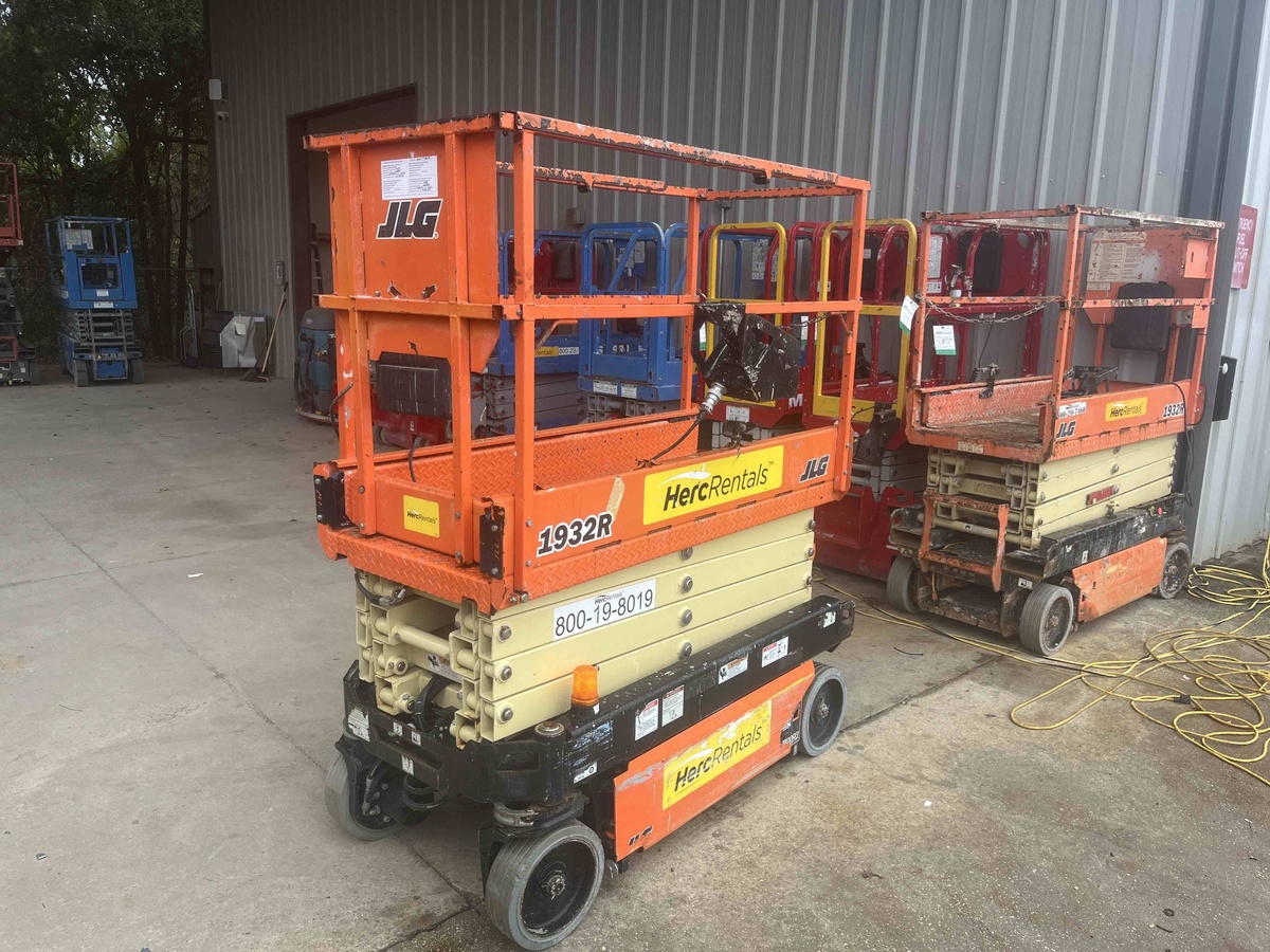 2018 JLG 1932R