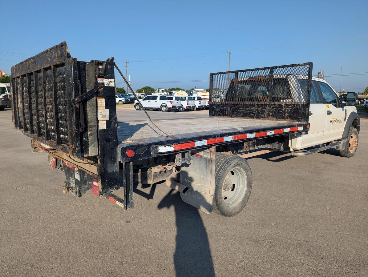 2018 Ford F550-7