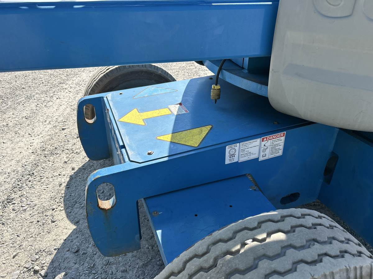 2018 Genie Z-45/25J-11