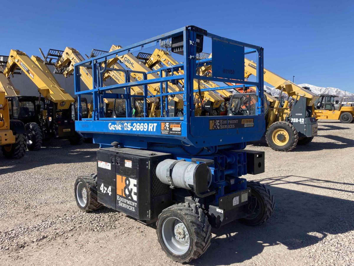 2017 Genie GS-2669 RT