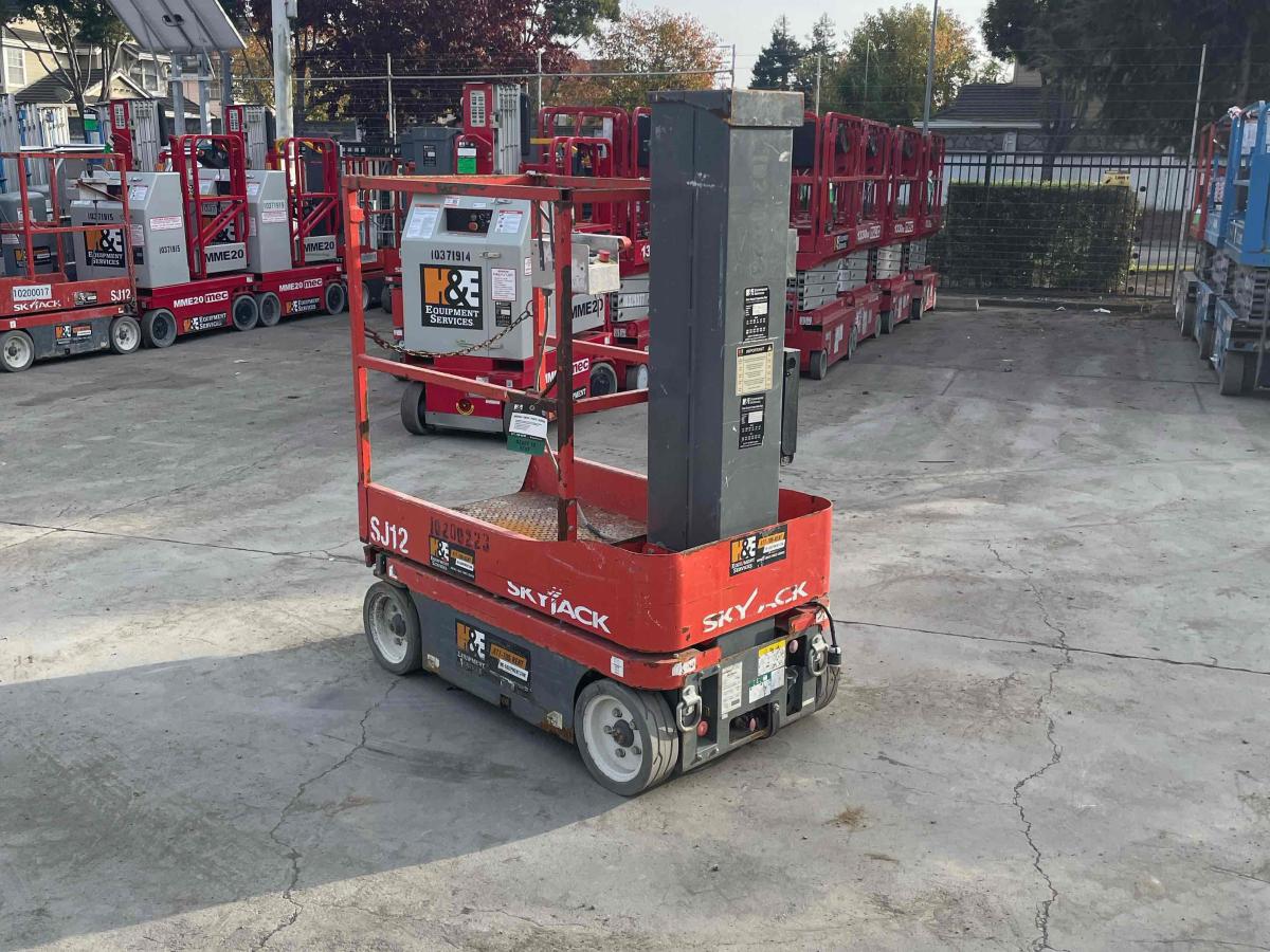 2016 Skyjack SJ12