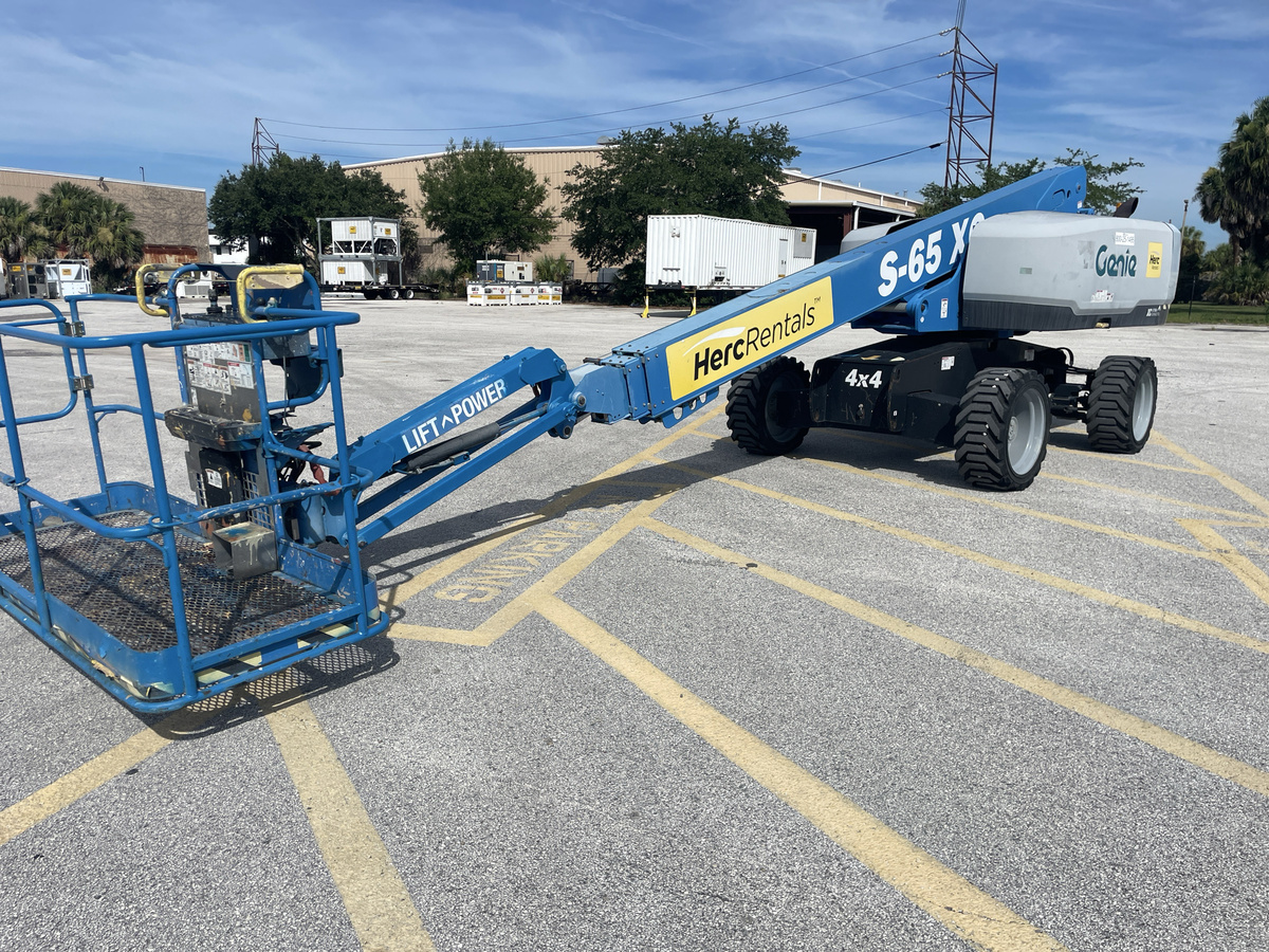 2019 Genie S-65XC