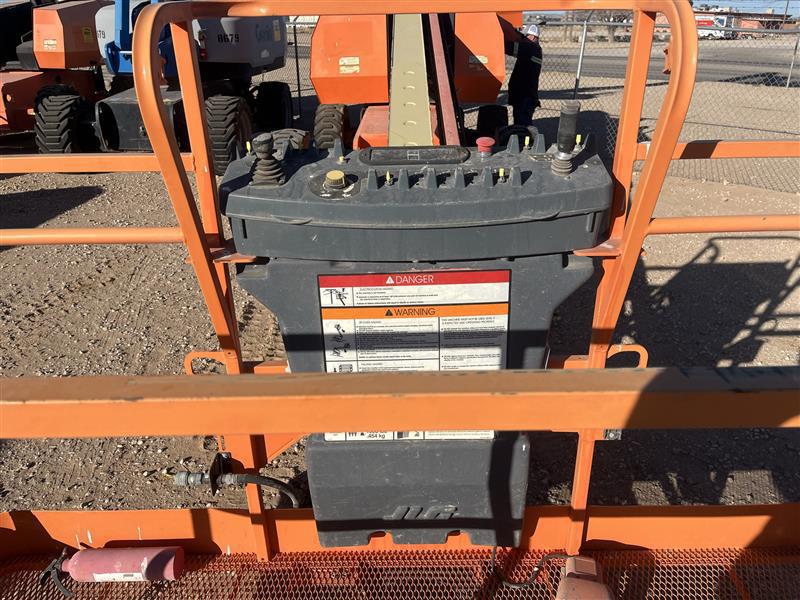 2013 JLG 600S