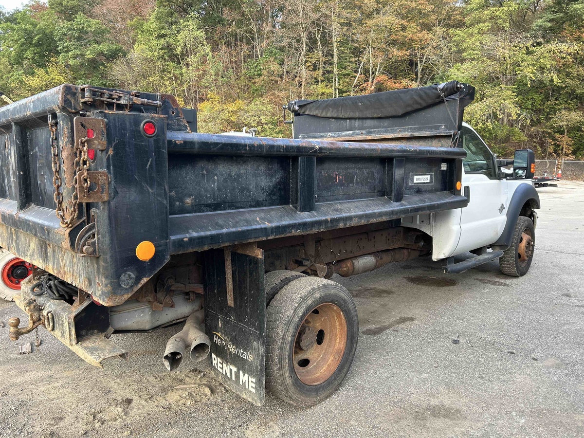 2016 Ford F550-1