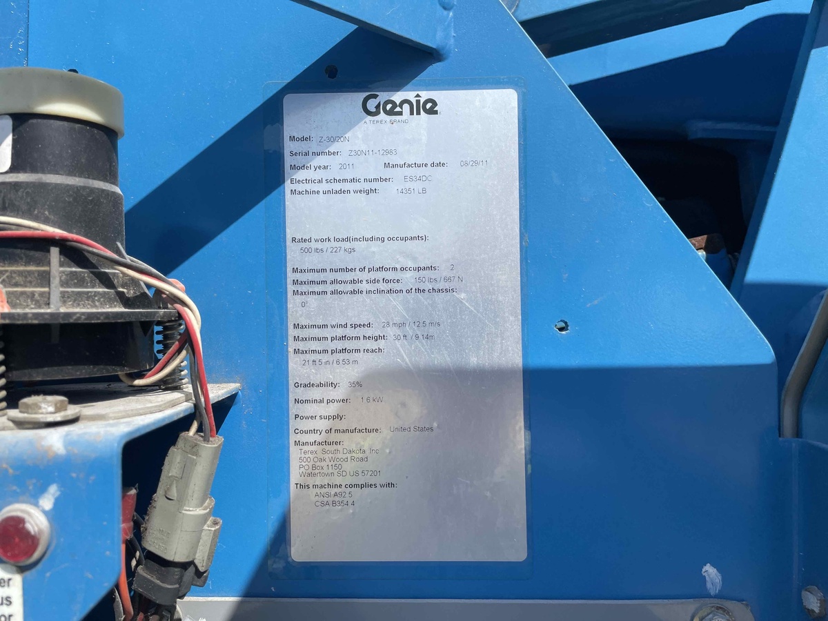 2011 Genie Z-30/20 N-8