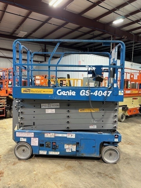2017 Genie GS-4047-11