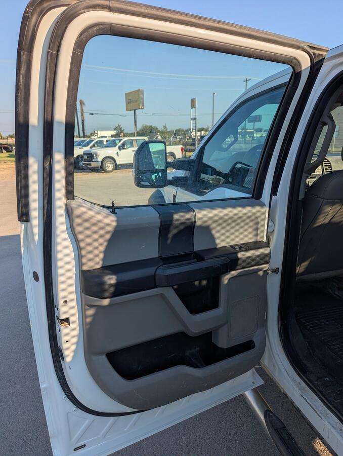2018 Ford F550-12