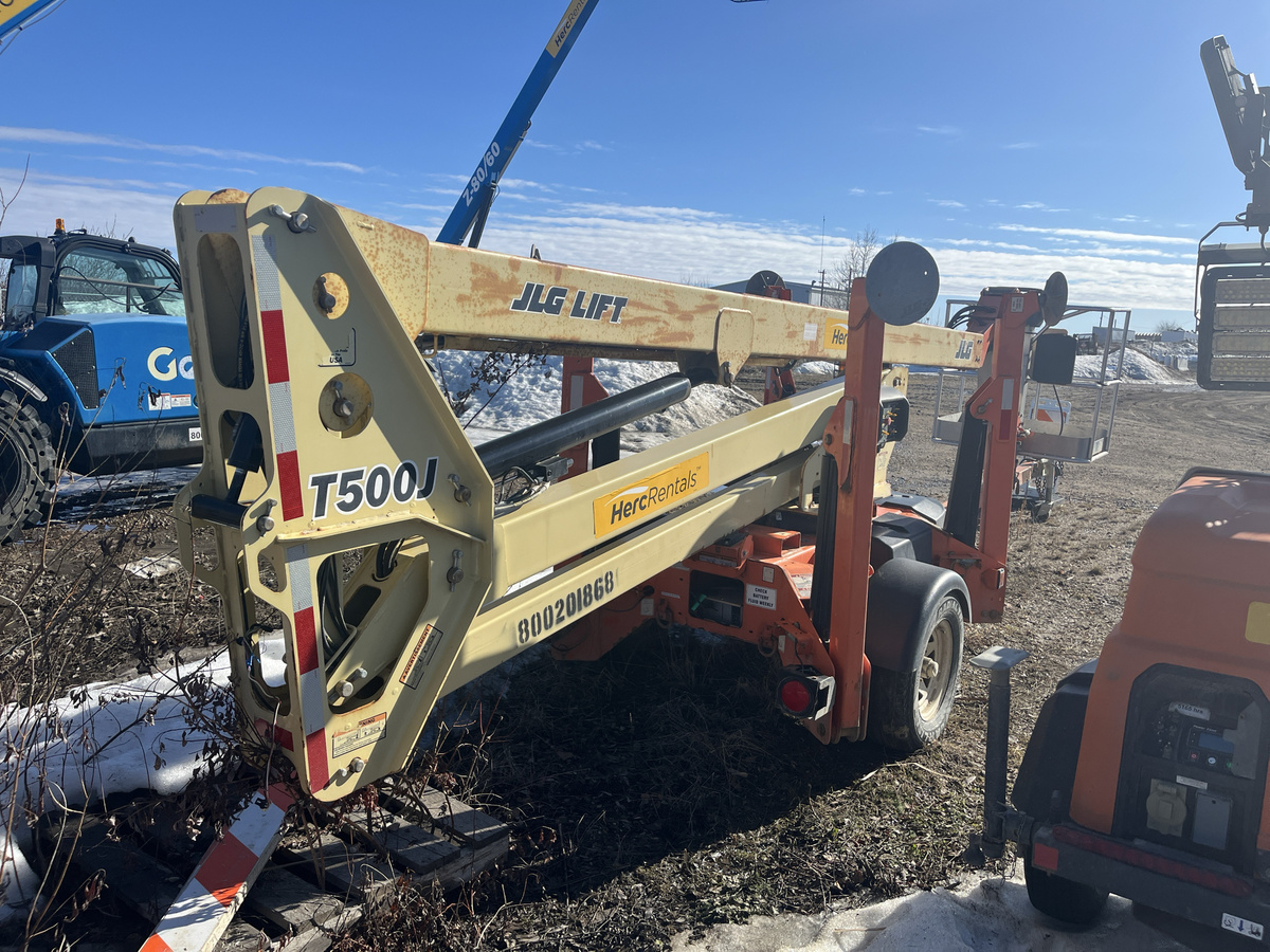2018 JLG T500J