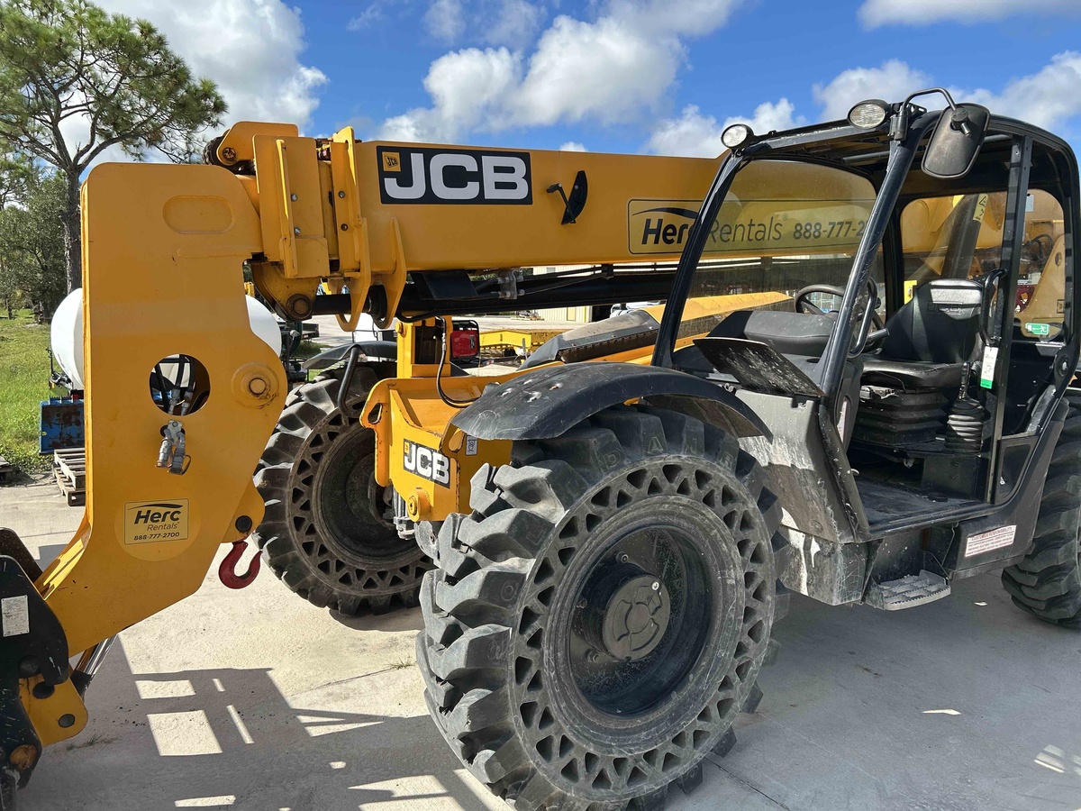 2022 JCB 509-42-6