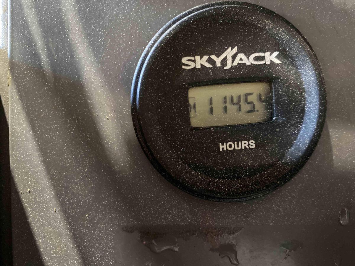 2017 Skyjack SJ-6832RT