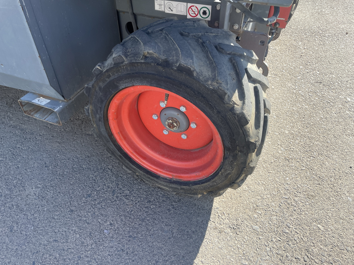 2018 Skyjack SJ-6826RT-6