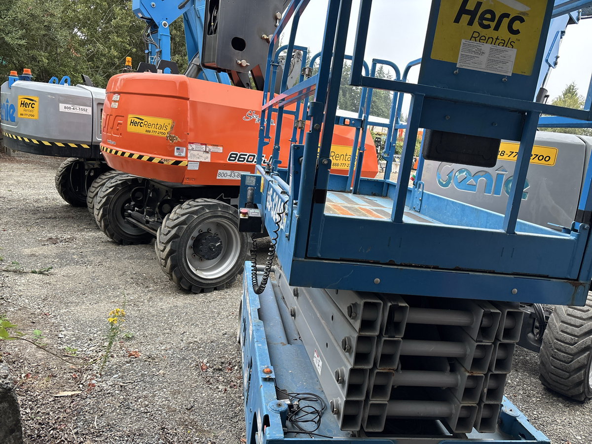 2018 Genie GS-3246-5
