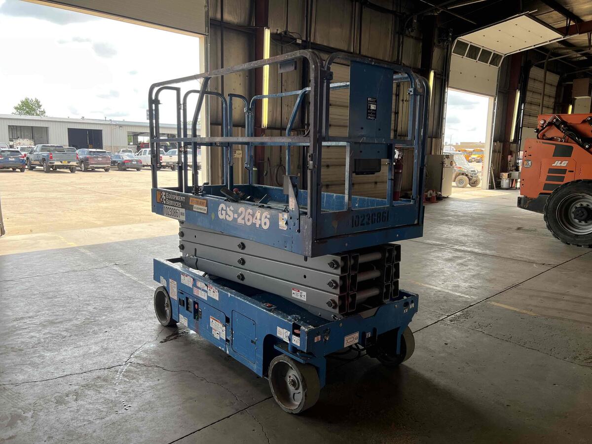 2017 Genie GS-2646-5