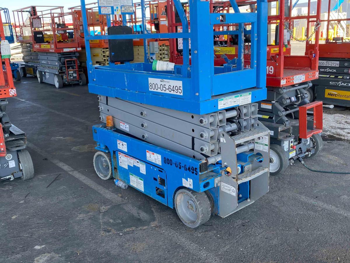 2015 Genie GS1930 Used Slab Scissor Lift in LAS VEGAS, NV, ID217315