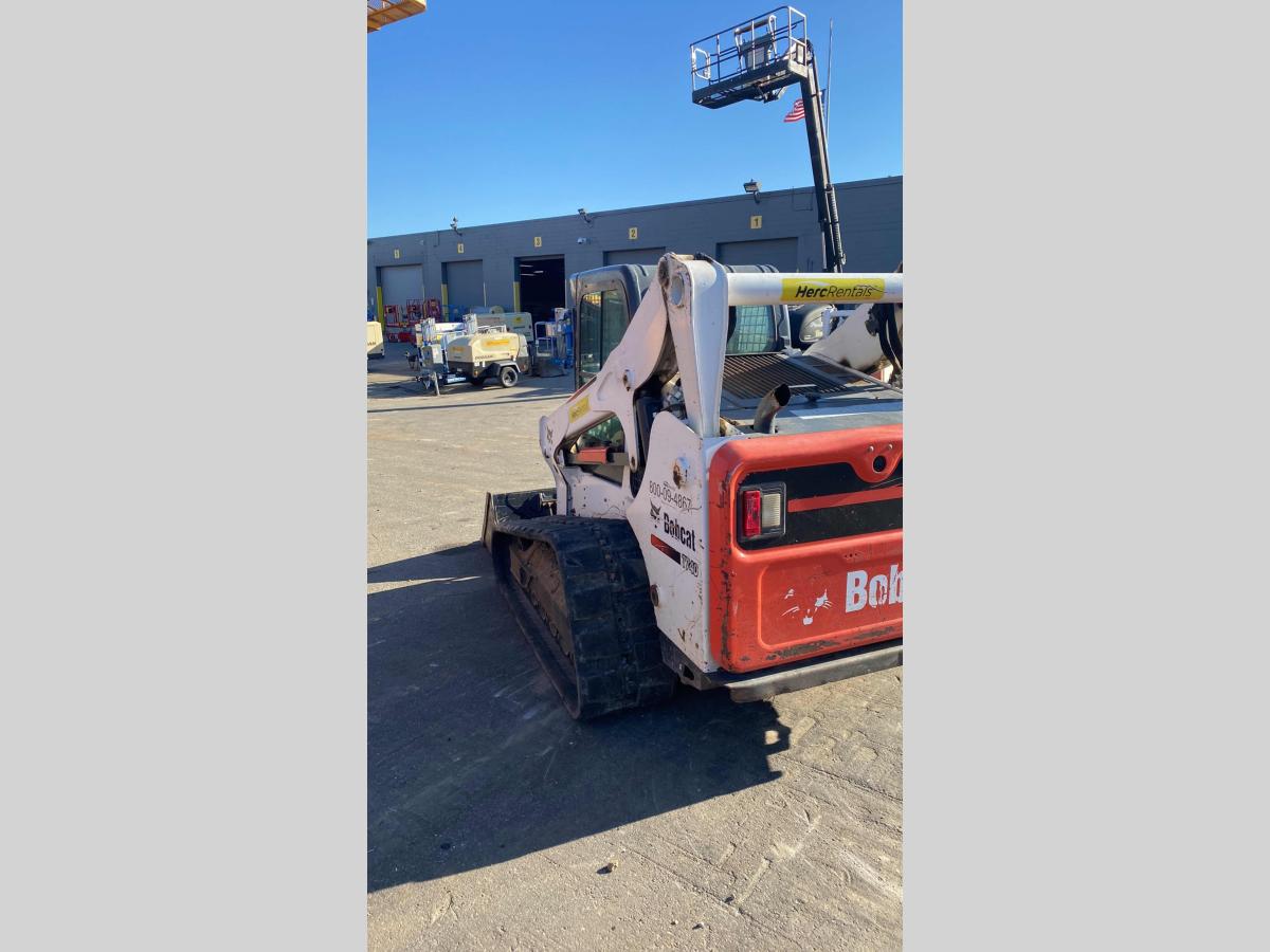 2016 Bobcat T740