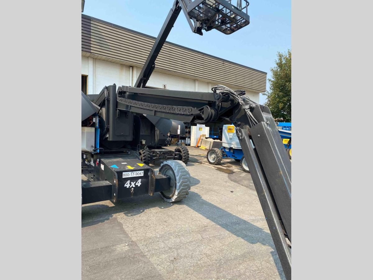 2017 Genie Z-60/37 DC-5