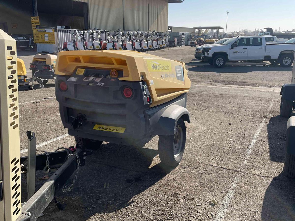 2017 Atlas Copco XAS 400