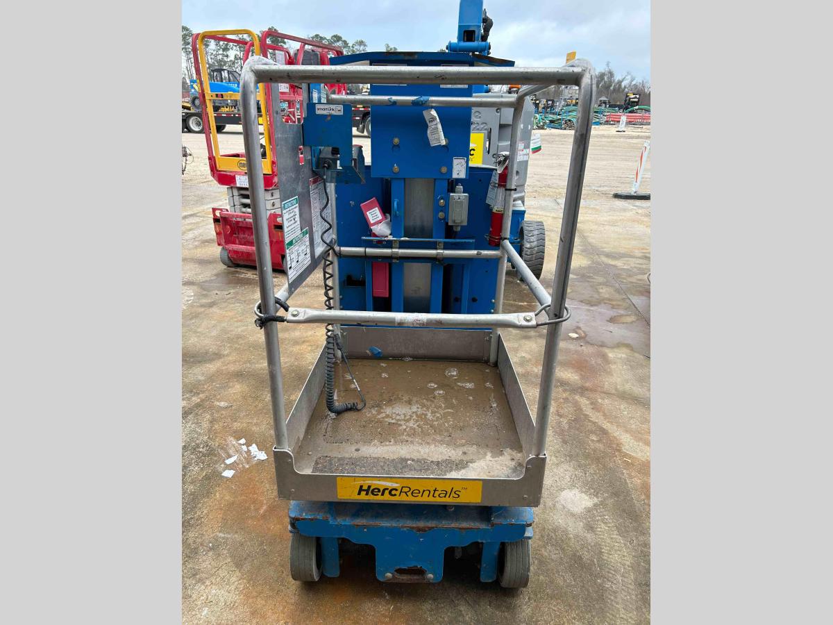 2017 Genie GR-12