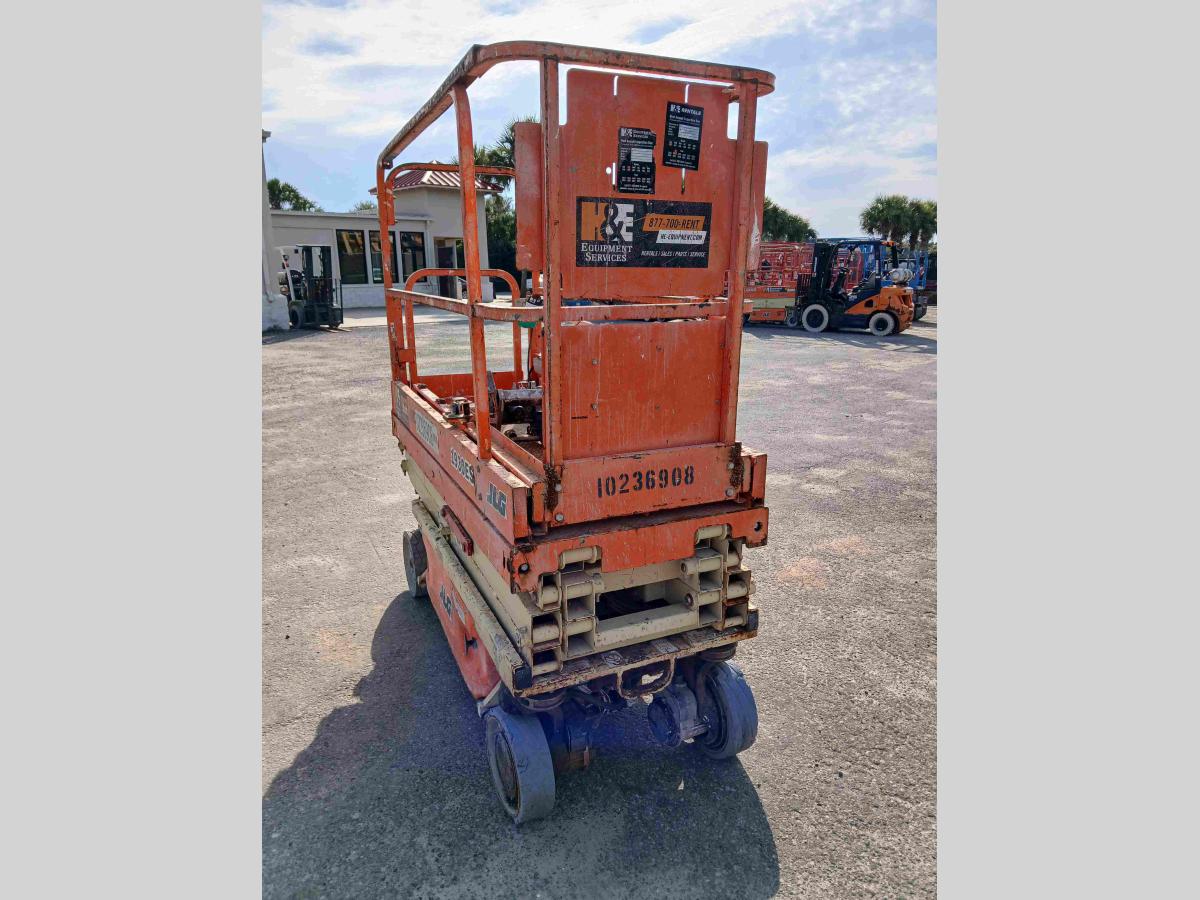 2018 JLG 1930ES