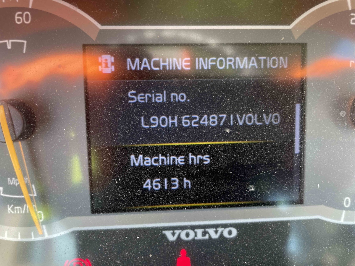 2019 Volvo L90H-6