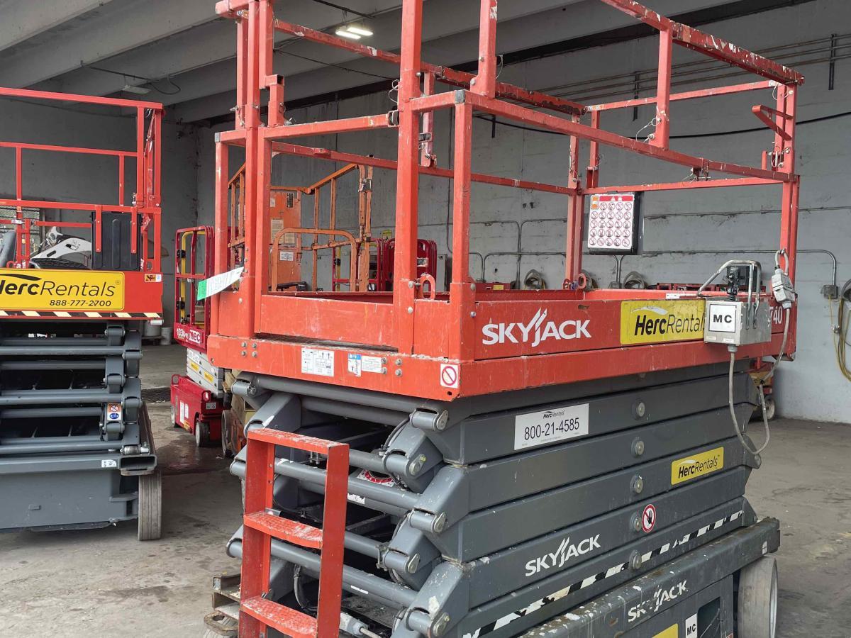 2018 Skyjack SJ4740-4