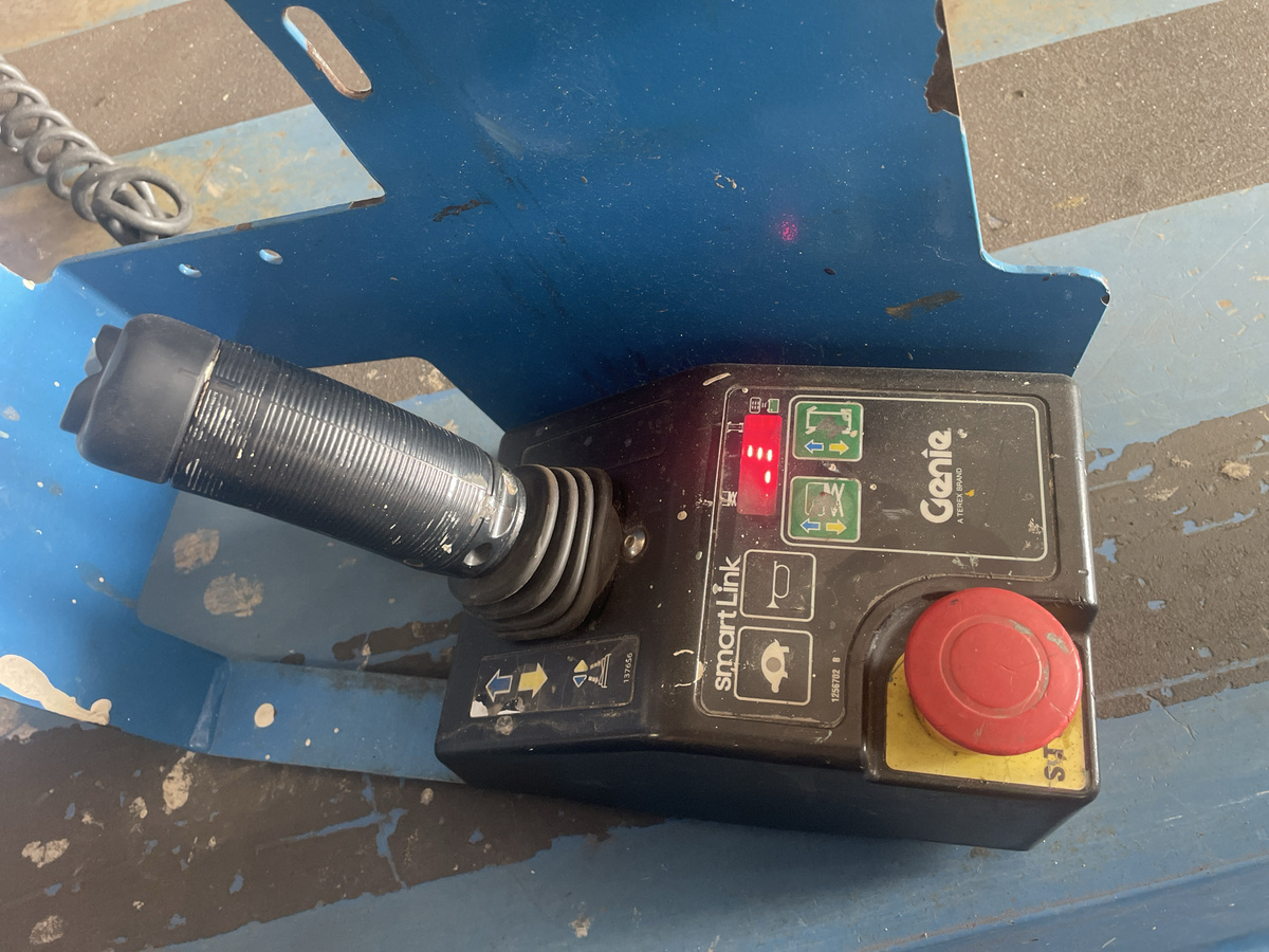 2018 Genie GS-3246-7