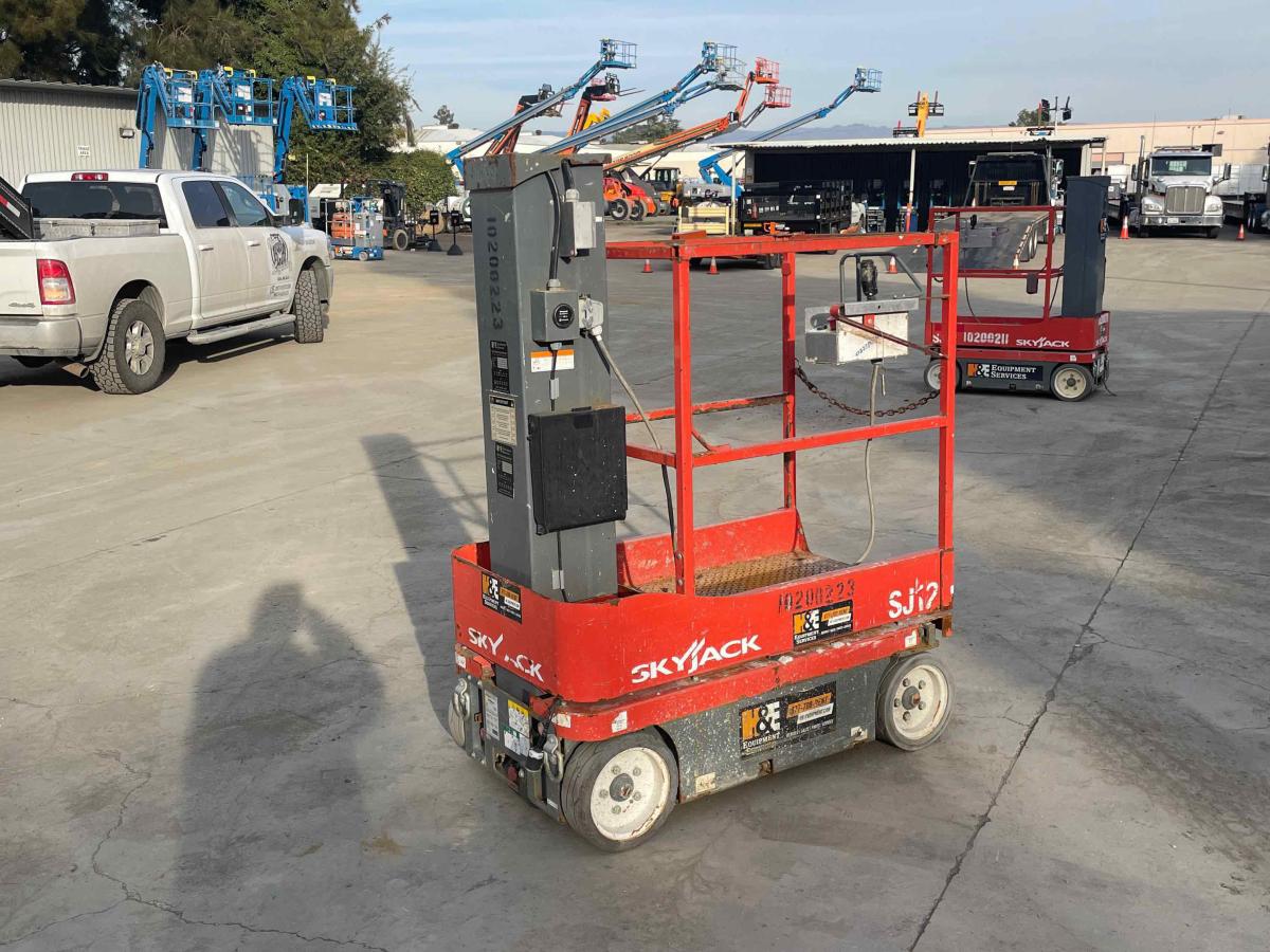 2016 Skyjack SJ12