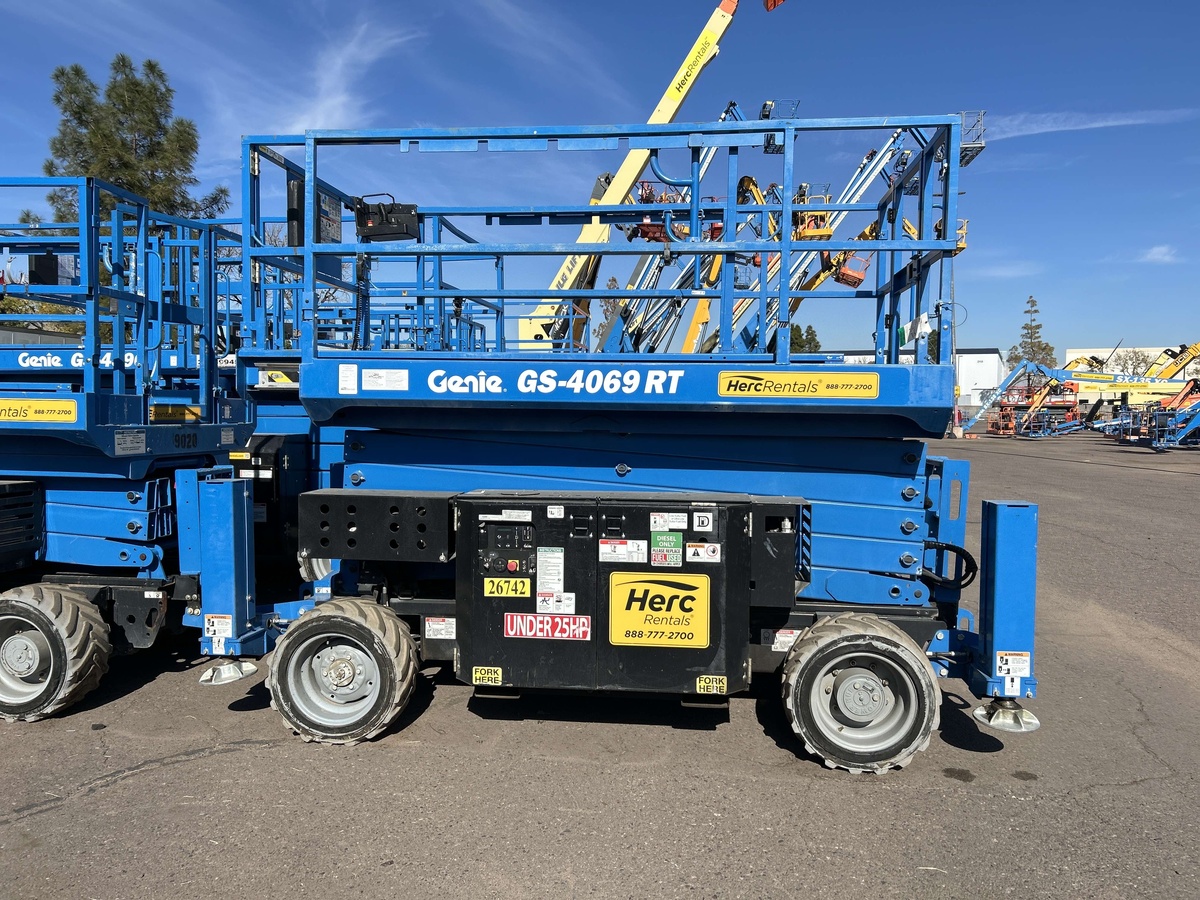 2017 Genie GS-4069 RT