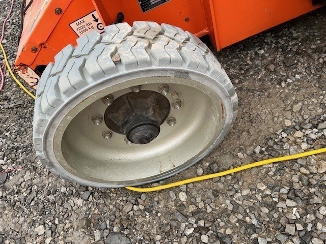 2016 JLG E400AJPN-6