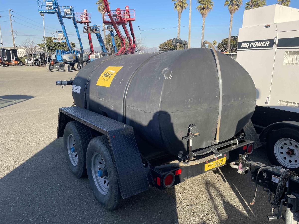 2020 Wylie EXP-800-S (Water Trailer 800 Gal)