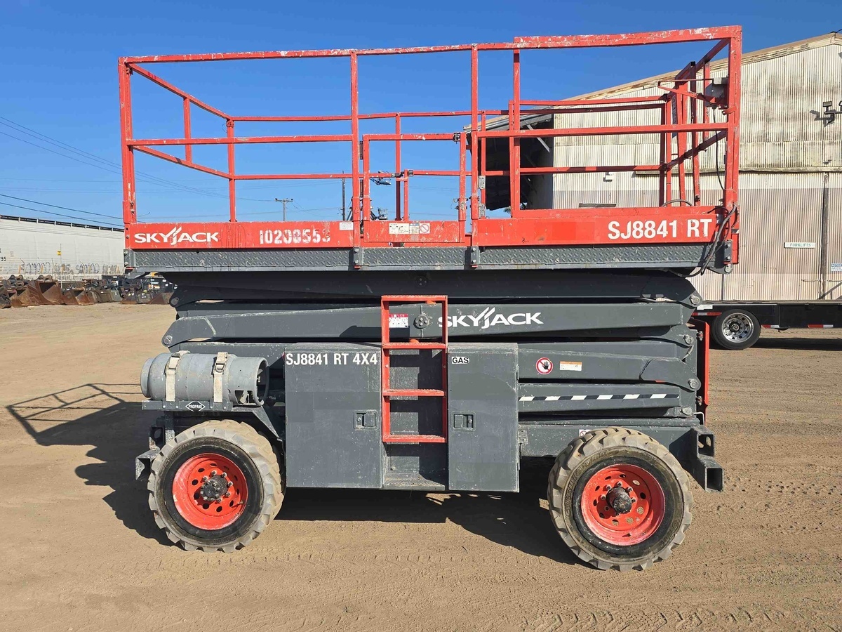 2017 Skyjack SJ8841 RT-2