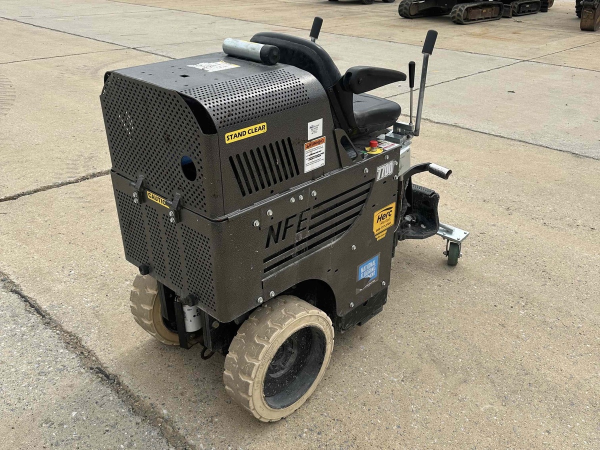 2022 National Flooring Equipment 7700-4