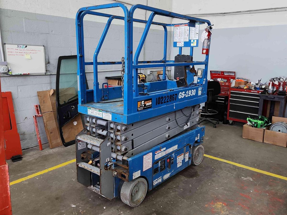 2017 Genie GS-1930