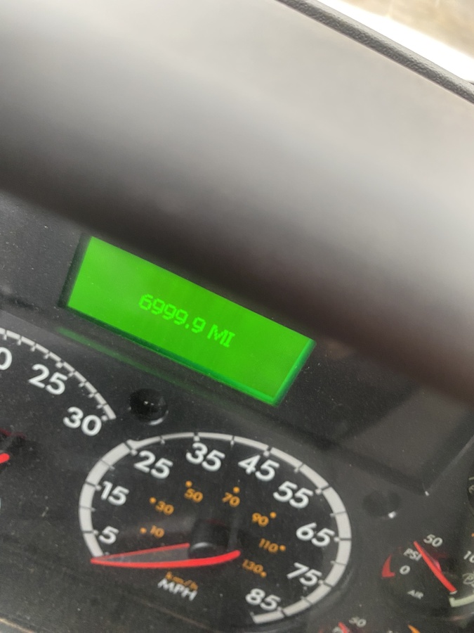 2019 Freightliner M2106-5