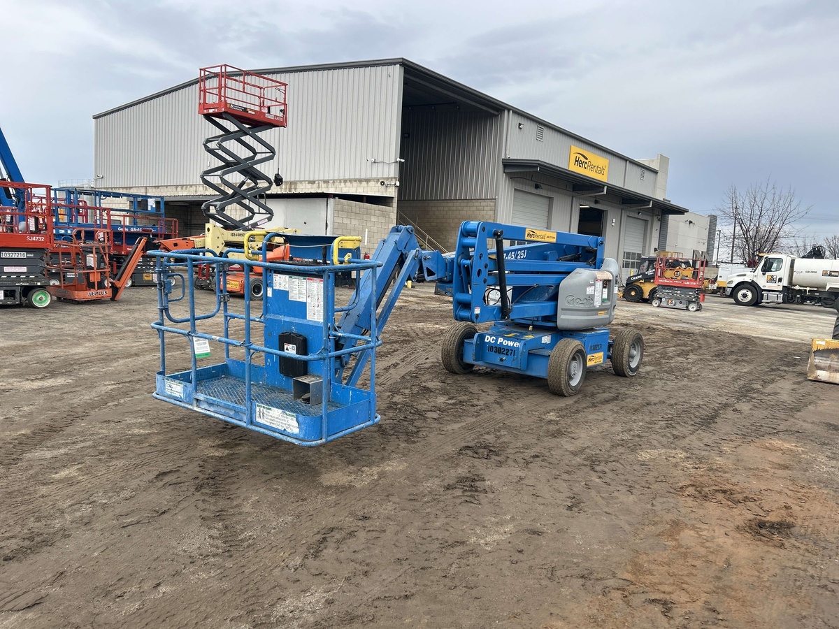 2019 Genie Z-45/25-4