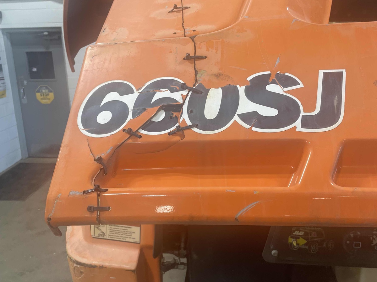 2018 JLG 660SJ-9