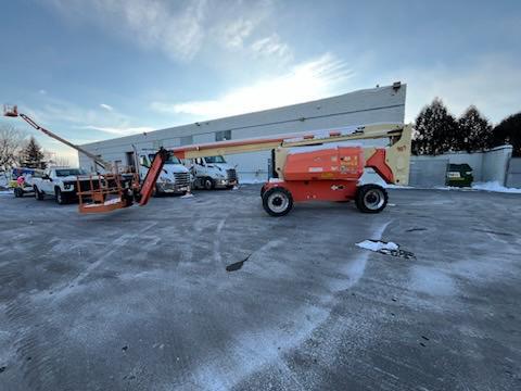 2015 JLG 800AJ